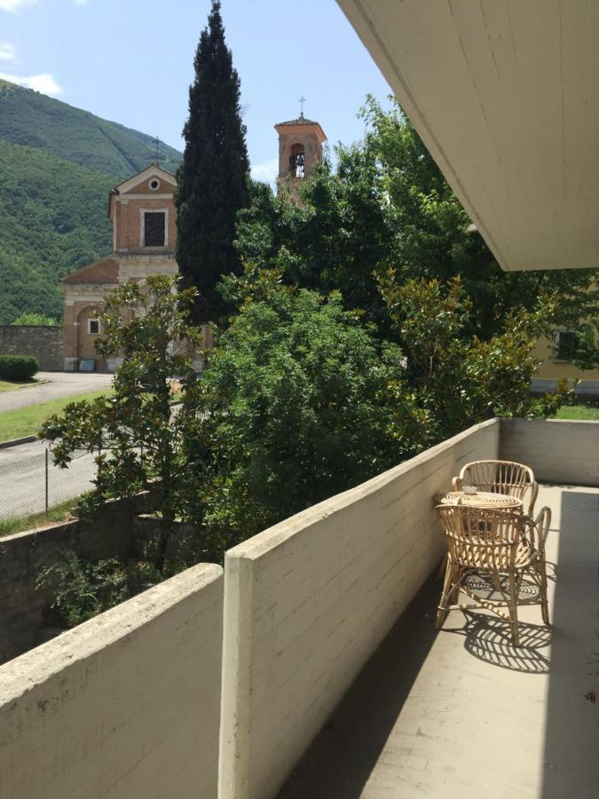 Appartamento Giacomo Leopardi Piobbico Exteriör bild