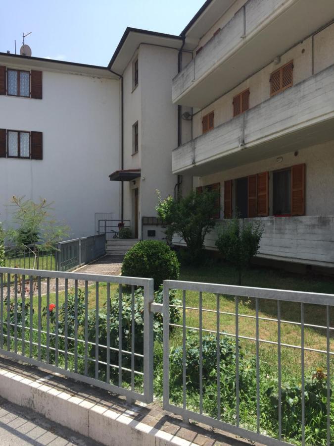 Appartamento Giacomo Leopardi Piobbico Exteriör bild